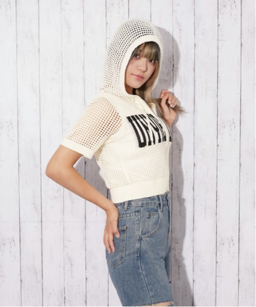 GORGE(ゴージ)の「《メッシュ・涼しげ》ロゴジップパーカー/ストリート×カジュアル/春夏/全3色(パーカー・レディース・オフホワイト/グレー/ブラック・F)」の14枚目の写真