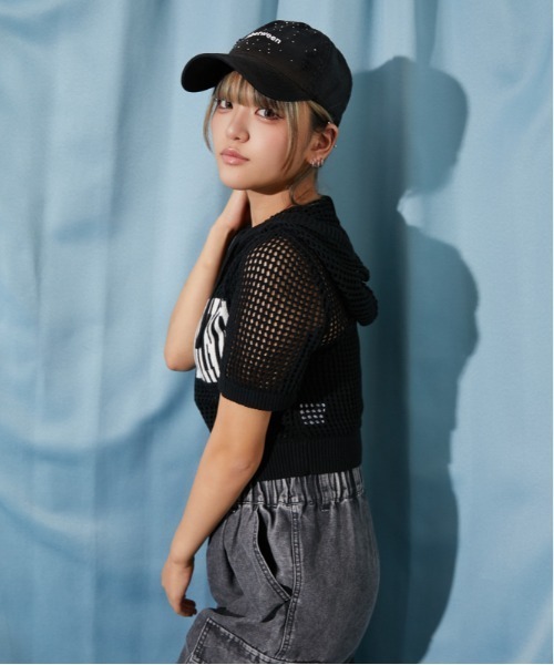 GORGE(ゴージ)の「《メッシュ・涼しげ》ロゴジップパーカー/ストリート×カジュアル/春夏/全3色(パーカー・レディース・オフホワイト/グレー/ブラック・F)」の20枚目の写真