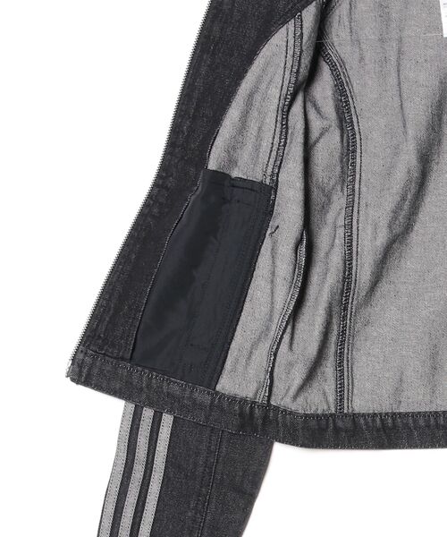 adidas(アディダス)の「SST 2.0 デニム トラックトップ / アディダスオリジナルス adidas Originals(デニムジャケット・レディース・ブラック・MEDIUM/X-LARGE/LARGE/XX-LARGE/X-SMALL/SMALL)」の7枚目の写真