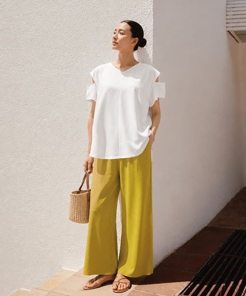 Brown&Street(ブラウンアンドストリート)の「リネンブレンドショルダートップス(シャツ/ブラウス・レディース・ホワイト/ブラック/レッド・FREE)」の4枚目の写真