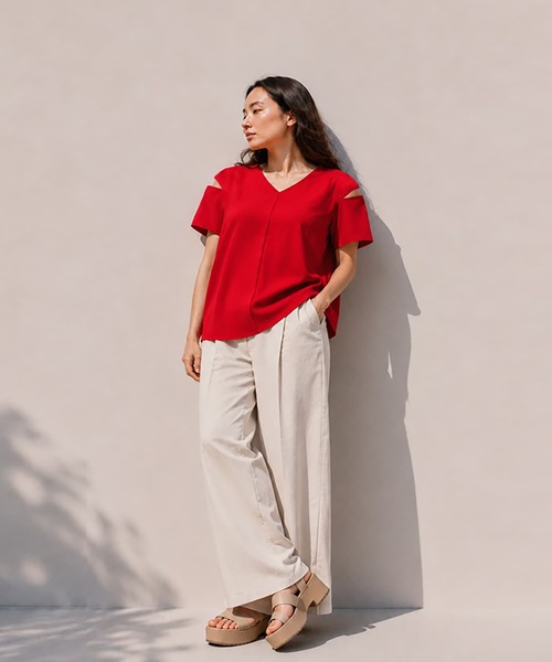 Brown&Street(ブラウンアンドストリート)の「リネンブレンドショルダートップス(シャツ/ブラウス・レディース・ホワイト/ブラック/レッド・FREE)」の9枚目の写真