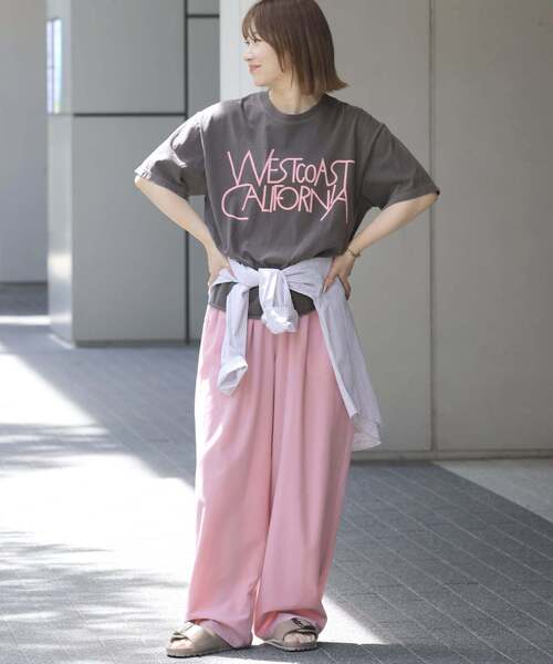 THE DAY ON THE BEACH（ザデイオンザビーチ）の「《追加2》別注【THE DAY ON THE BEACH】カットオフTシャツ（Tシャツ/カットソー・レディース・ブラウン/ライトグレー/ホワイト/ライトパープル・FREE）」の5枚目の写真
