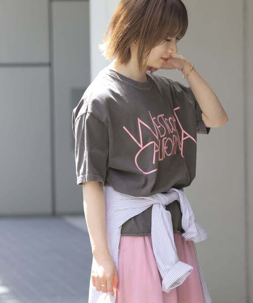 THE DAY ON THE BEACH（ザデイオンザビーチ）の「《追加2》別注【THE DAY ON THE BEACH】カットオフTシャツ（Tシャツ/カットソー・レディース・ブラウン/ライトグレー/ホワイト/ライトパープル・FREE）」の12枚目の写真