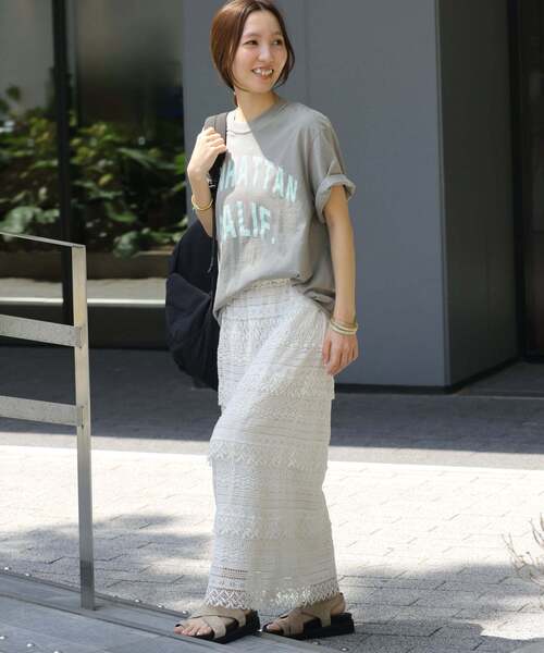 THE DAY ON THE BEACH（ザデイオンザビーチ）の「《追加2》別注【THE DAY ON THE BEACH】カットオフTシャツ（Tシャツ/カットソー・レディース・ブラウン/ライトグレー/ホワイト/ライトパープル・FREE）」の15枚目の写真