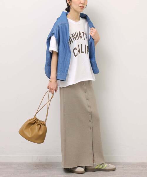 THE DAY ON THE BEACH(ザデイオンザビーチ)の「《追加2》別注【THE DAY ON THE BEACH】カットオフTシャツ(Tシャツ/カットソー・レディース・ブラウン/ライトグレー/ホワイト/ライトパープル/ブラックミックス・FREE)」の19枚目の写真