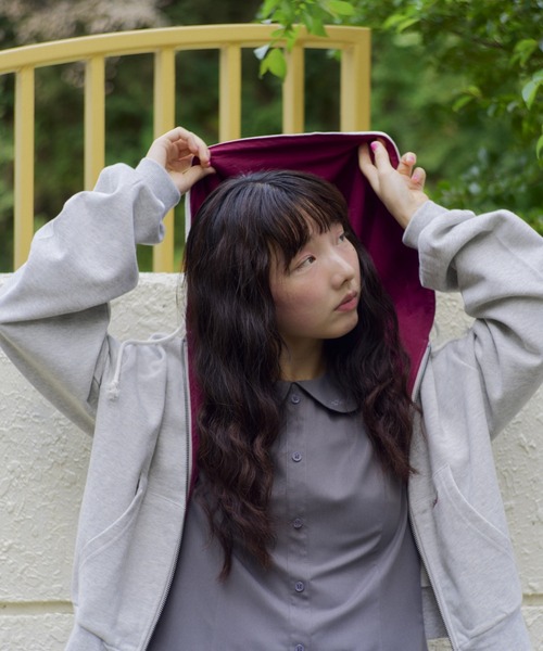 shesaidthat（シーセッドザット）の「shesaidthat - Yoko ジップフーディー / Yoko Hoodie（パーカー・レディース・ブラウン/ネイビー/グレー・SMALL/MEDIUM）」の2枚目の写真