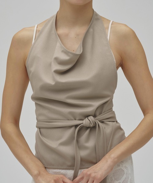 TODAYFUL(トゥデイフル)の「Halterneck Wrap Tops(Tシャツ/カットソー・レディース・ブラック/セージグリーン・FREE)」の2枚目の写真