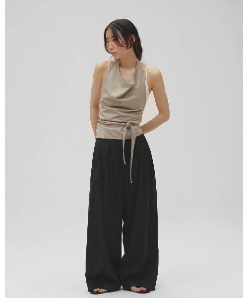 TODAYFUL(トゥデイフル)の「Halterneck Wrap Tops(Tシャツ/カットソー・レディース・ブラック/セージグリーン・FREE)」の4枚目の写真
