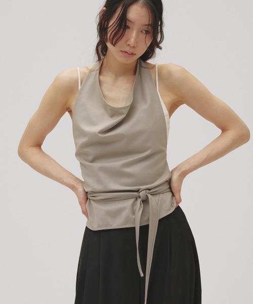 TODAYFUL(トゥデイフル)の「Halterneck Wrap Tops(Tシャツ/カットソー・レディース・ブラック/セージグリーン・FREE)」の5枚目の写真