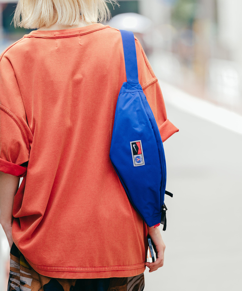 NIKE(ナイキ)の「【NIKE / ナイキ】Paris Saint Germain Nike Heritage Waistp(ボディバッグ/ウエストポーチ・メンズ・ネイビー・FREE)」の1枚目の写真