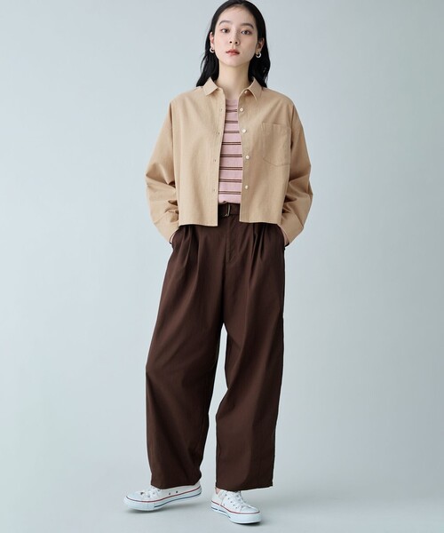 ANY(エニィ)の「チノライクタックバレルパンツ(チノパンツ・レディース・黄土色系・X-LARGE)」の13枚目の写真