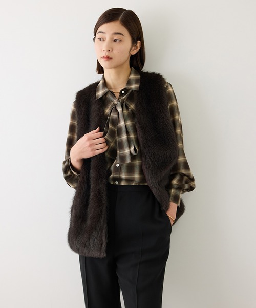ROPE'(ロペ)の「【J'aDoRe・一部店舗限定サイズ】ボウタイ付きシアーチェックシャツブラウス(取り外し可能 )/イージーケア(シャツ/ブラウス・レディース・ブラウン系その他2/グレー・38)」の22枚目の写真