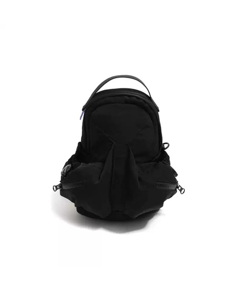 OFFWINTER(オフウィンター)の「【OFFWINTER】軽撥水ソリッド素材 ロケットバックパック 9インチ(スペースシリーズ)(バックパック/リュック・メンズ・レッド/ブルー/ライトパープル/グリーン/ブラック/バーガンディー・SMALL)」の2枚目の写真
