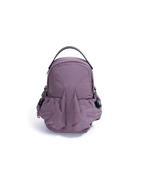 OFFWINTER(オフウィンター)の「【OFFWINTER】軽撥水ソリッド素材 ロケットバックパック 9インチ(スペースシリーズ)(バックパック/リュック・メンズ・レッド/ブルー/ライトパープル/グリーン/ブラック/バーガンディー・SMALL)」の8枚目の写真