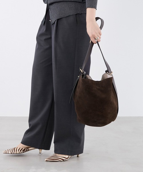 AULENTTI(オウレンティ)の「【AULENTTI】スエードワンショルダートートバッグ withチェーンショルダーポーチ-One-Handle Tote Bag(トートバッグ・レディース・ダークブラウン・FREE)」の18枚目の写真