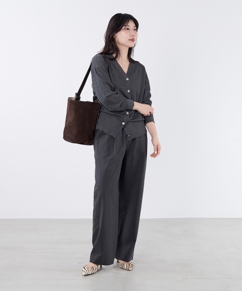 AULENTTI(オウレンティ)の「【AULENTTI】スエードワンショルダートートバッグ withチェーンショルダーポーチ-One-Handle Tote Bag(トートバッグ・レディース・ダークブラウン・FREE)」の19枚目の写真