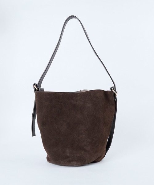 AULENTTI(オウレンティ)の「【AULENTTI】スエードワンショルダートートバッグ withチェーンショルダーポーチ-One-Handle Tote Bag(トートバッグ・レディース・ダークブラウン・FREE)」の6枚目の写真