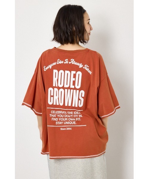 RODEO CROWNS WIDE BOWL(ロデオクラウンズワイドボウル)の「ヴィンテージライクステッチ5分袖Tシャツ(Tシャツ/カットソー・レディース・ダークグリーン/ブラック/レッド/オフホワイト・FREE)」の8枚目の写真