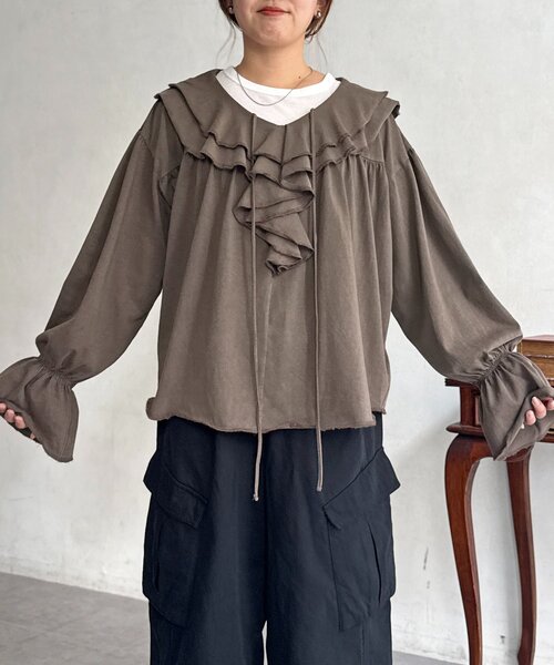CPCM(シーピーシーエム)の「ピグメントフリルカットブラウス(シャツ/ブラウス・レディース・ブラック/ブラウン/カーキ・FREE)」の15枚目の写真