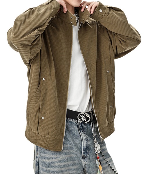 JOHNNY WOLF(ジョニーウルフ)の「PARCHE コーデュロイ オーバーサイズ ブルゾン(ブルゾン・メンズ・ブラック/ベージュ/カーキ・L/M/XL)」の19枚目の写真