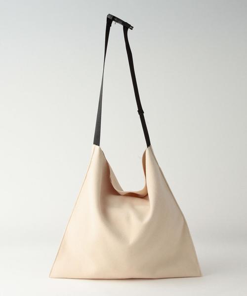 Another Edition（アナザーエディション）の「マルチショルダーバッグ/ AEBC MLT SHLD（ショルダーバッグ・レディース・オフホワイト/ブラック/ダークグリーン/レッド・フリー）」の15枚目の写真