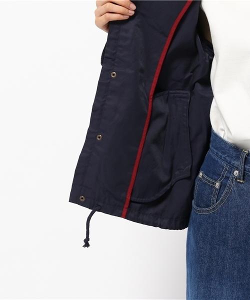 POU DOU DOU(プードゥドゥ)の「コットンエステルツイルマウンテンパーカ(マウンテンパーカー・レディース・キャメル/ネイビー/ブルー・3)」の11枚目の写真