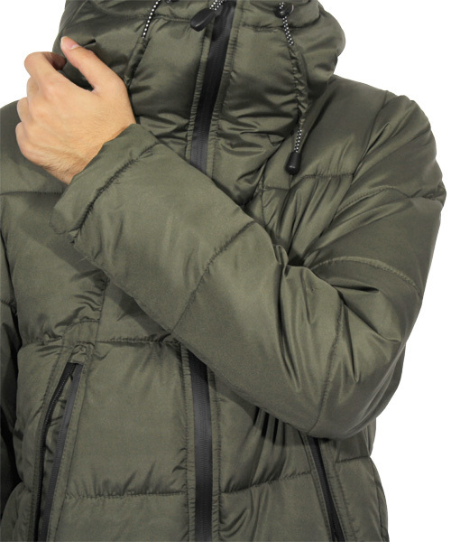 ８(eight)（エイト）の「中綿 ジャケット フード付き ナイロン ブルゾン アウトドア（ダウンジャケット/コート・メンズ・ブラック/カーキ/ネイビー・MEDIUM/LARGE/X-LARGE）」の13枚目の写真