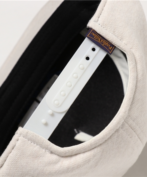 Purple&Yellow(パープルアンドイエロー)の「スウェット平つば刺繍キャップ(キャップ・メンズ・グレー/チャコール/アイボリー・FREE)」の7枚目の写真