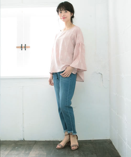 SESTO（セスト）の「ローヒールのワンストラップチャンキーヒールサンダル（サンダル・レディース・ライトグレー/レッド/ネイビー/イエロー/パイソン/ブラック/グレイッシュベージュ/その他/ブルー・M/L/LL/3L/SS/S）」の12枚目の写真