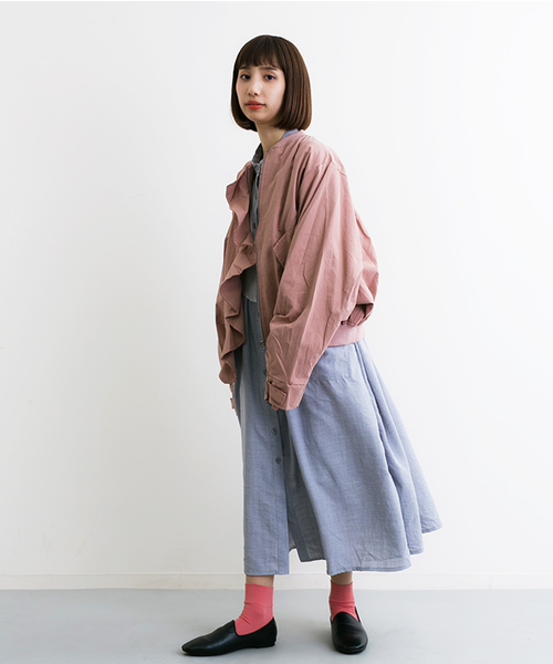 MERLOT（メルロー）の「ラッフルドルマンブルゾン9062（ブルゾン・レディース・カーキ/ピンク/チャコールグレー/イエロー・FREE）」の9枚目の写真