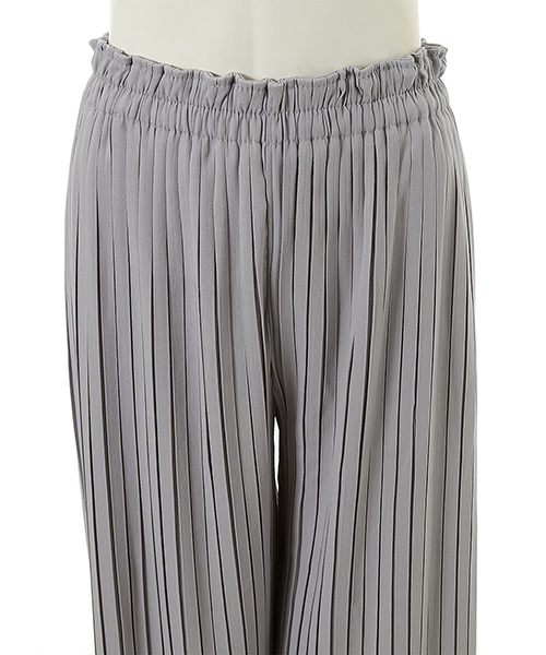 Color（カラー）の「プリーツパンツ（その他パンツ・レディース・ブラック/ベージュ/グレー・MEDIUM）」の8枚目の写真