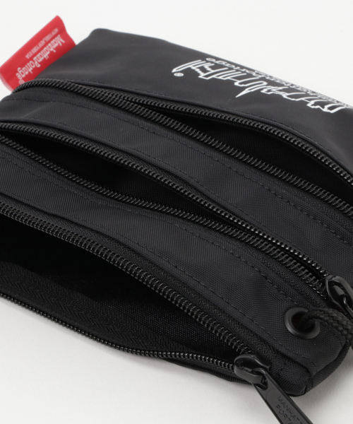 Manhattan Portage(マンハッタンポーテージ)の「Triple Zipper Pouch -トリプルジッパーポーチ-(ショルダーバッグ・メンズ・ブラック・FREE)」の5枚目の写真