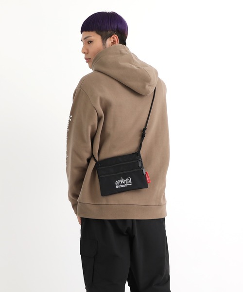 Manhattan Portage(マンハッタンポーテージ)の「Triple Zipper Pouch -トリプルジッパーポーチ-(ショルダーバッグ・メンズ・ブラック・FREE)」の16枚目の写真