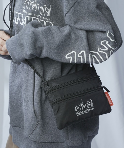 Manhattan Portage(マンハッタンポーテージ)の「Triple Zipper Pouch -トリプルジッパーポーチ-(ショルダーバッグ・メンズ・ブラック・FREE)」の18枚目の写真