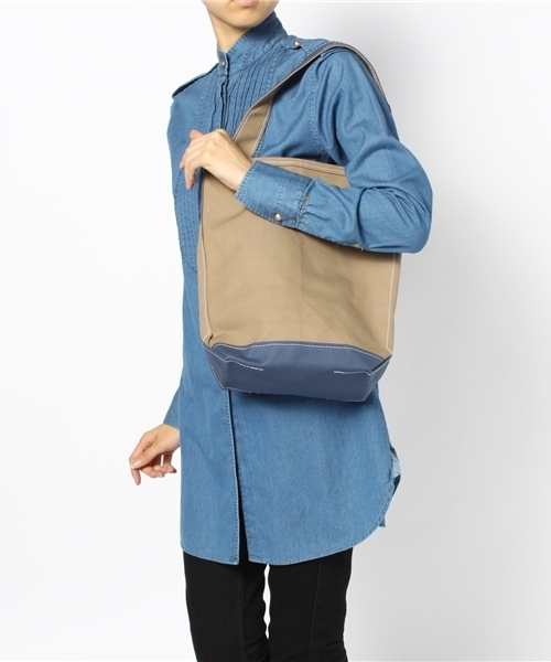 SHIPS for women（シップスフォーウィメン）の「TEMBEA:BAGUETTE トート SMALL（トートバッグ・レディース・グリーン/ライトブルー・ONE SIZE）」の8枚目の写真