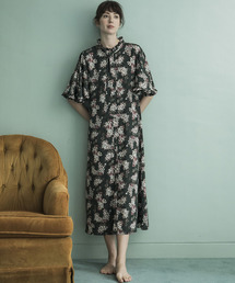 Emma Taylor | 【STYLEBAR】バタフライスリーブフラワーワンピース(ワンピース)