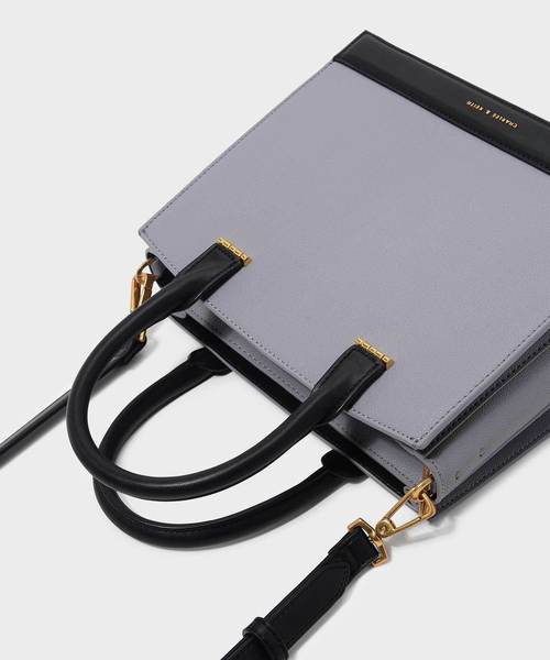 CHARLES & KEITH(チャールズ & キース)の「トップハンドルコントラストバッグ / TOP HANDLE CONTRAST BAG(トートバッグ・レディース・ダークグリーン/マスタード/ピンク系その他/プラム/グレー系その他2・L)」の7枚目の写真