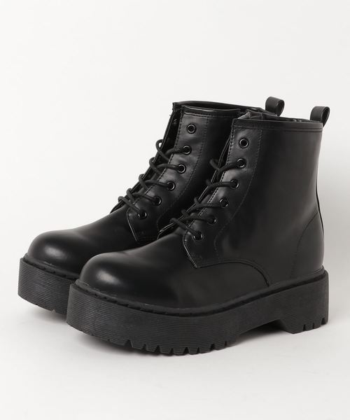 WEGO(ウィゴー)の「WEGO/厚底6ホールブーツ(ブーツ・レディース・ブラック/ブラック系その他・MEDIUM/LARGE/SMALL)」の11枚目の写真