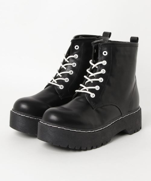 WEGO(ウィゴー)の「WEGO/厚底6ホールブーツ(ブーツ・レディース・ブラック/ブラック系その他・MEDIUM/LARGE/SMALL)」の10枚目の写真