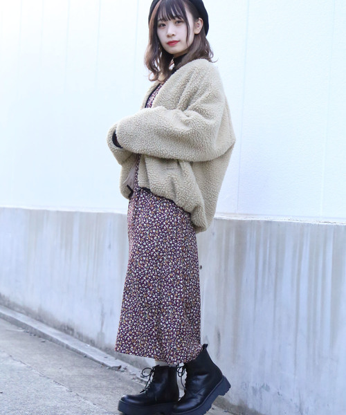 WEGO(ウィゴー)の「WEGO/厚底6ホールブーツ(ブーツ・レディース・ブラック/ブラック系その他・MEDIUM/LARGE/SMALL)」の13枚目の写真