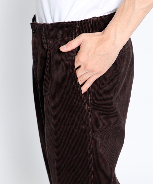 SILAS(サイラス)の「WL CORDUROY SLACKS(スラックス・メンズ・ブラック/ブラウン/ネイビー・30inch/32inch/34inch)」の9枚目の写真
