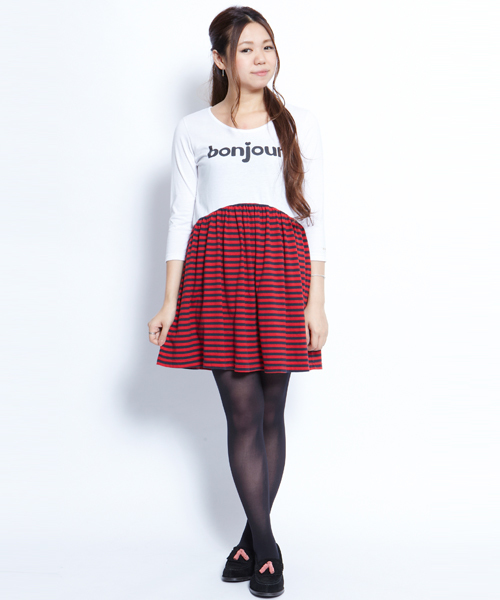 MILKFED.(ミルクフェド)の「COMBI FLARE DRESS bonjour(ワンピース・レディース・ホワイト/ブラック/ライトパープル・SMALL/MEDIUM)」の2枚目の写真