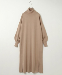 ハイネックニットワンピース