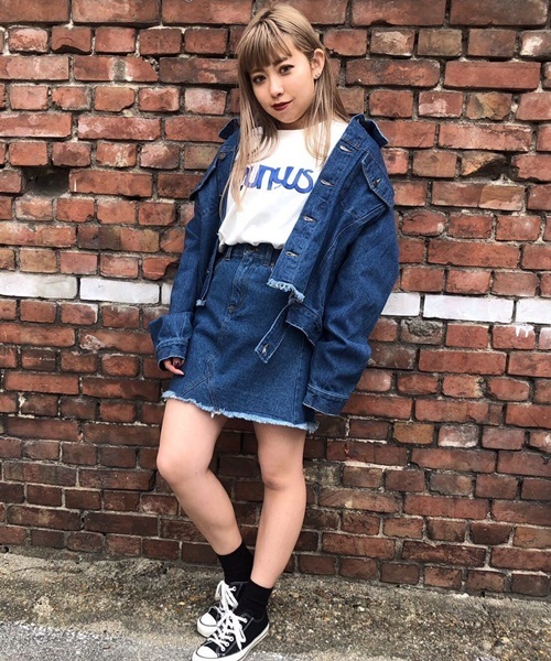 PUNYUS（プニュズ）の「ロゴTシャツ（Tシャツ/カットソー・レディース・ホワイト/ブラック/ピンク・1/2/4/3）」の5枚目の写真