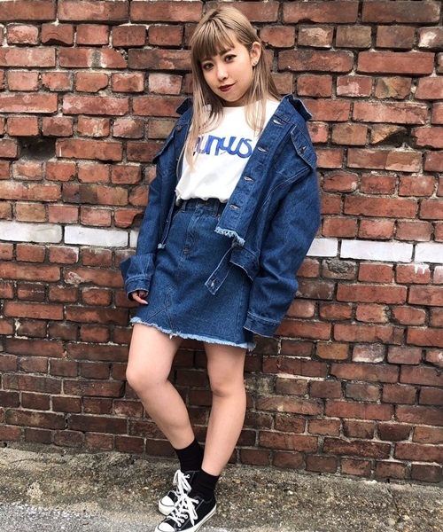 PUNYUS（プニュズ）の「ロゴTシャツ（Tシャツ/カットソー・レディース・ホワイト/ブラック/ピンク・1/2/4/3）」の6枚目の写真