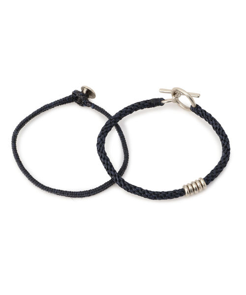 wakami(ワカミ)の「WAKAMI: 2SET ロープ ブレスレット(ブレスレット・メンズ・ホワイト/ブラック/ネイビー・ONE SIZE)」の3枚目の写真