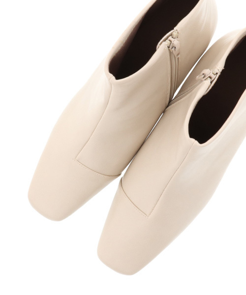 RANDA（ランダ）の「ストレスフリー/ソフトスクエアトゥショートブーツ（ブーツ・レディース・ブラック/アイボリー/キャメル/その他・LL/S/M/L）」の11枚目の写真