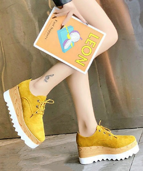 STYLEBLOCK（スタイルブロック）の「レースアッププラットフォームウェッジシャークソール厚底オックスフォードシューズ（その他シューズ・レディース・ブラック/レッド/カーキ/イエロー・38/39/37/40/36/35）」の4枚目の写真