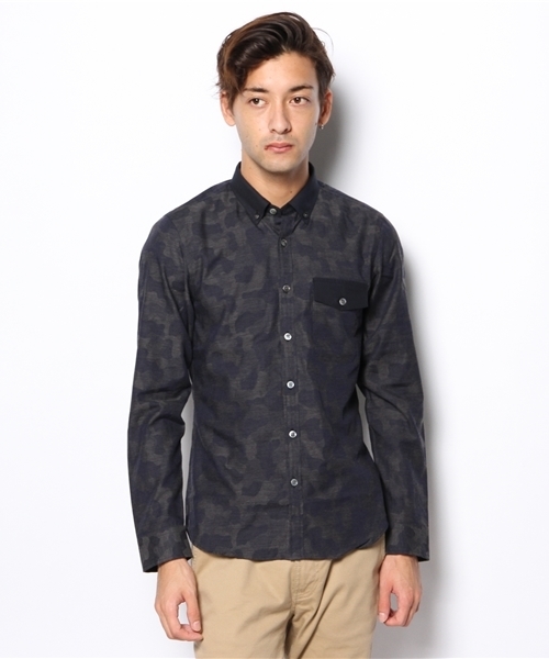 MORGAN HOMME(モルガンオム)の「カモコンパクトクレリック/クレリックシャツ(シャツ/ブラウス・メンズ・ホワイト/ネイビー・LARGE/MEDIUM/AL)」の3枚目の写真