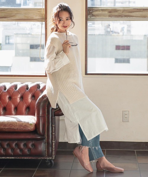 KOBE LETTUCE（コウベレタス）の「サイドカットスクエアトゥフラットパンプス（パンプス・レディース・ホワイト/グレイッシュベージュ/カーキ/ブラック/イエロー系その他/パイソン/ブラウン系その他2/ピンクベージュ/シルバー系その他/ブラウン系その他・L/LL/M/S）」の15枚目の写真